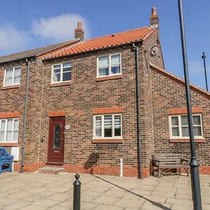 https://abrahams-cottage-whitby.yorkshirehotels.net